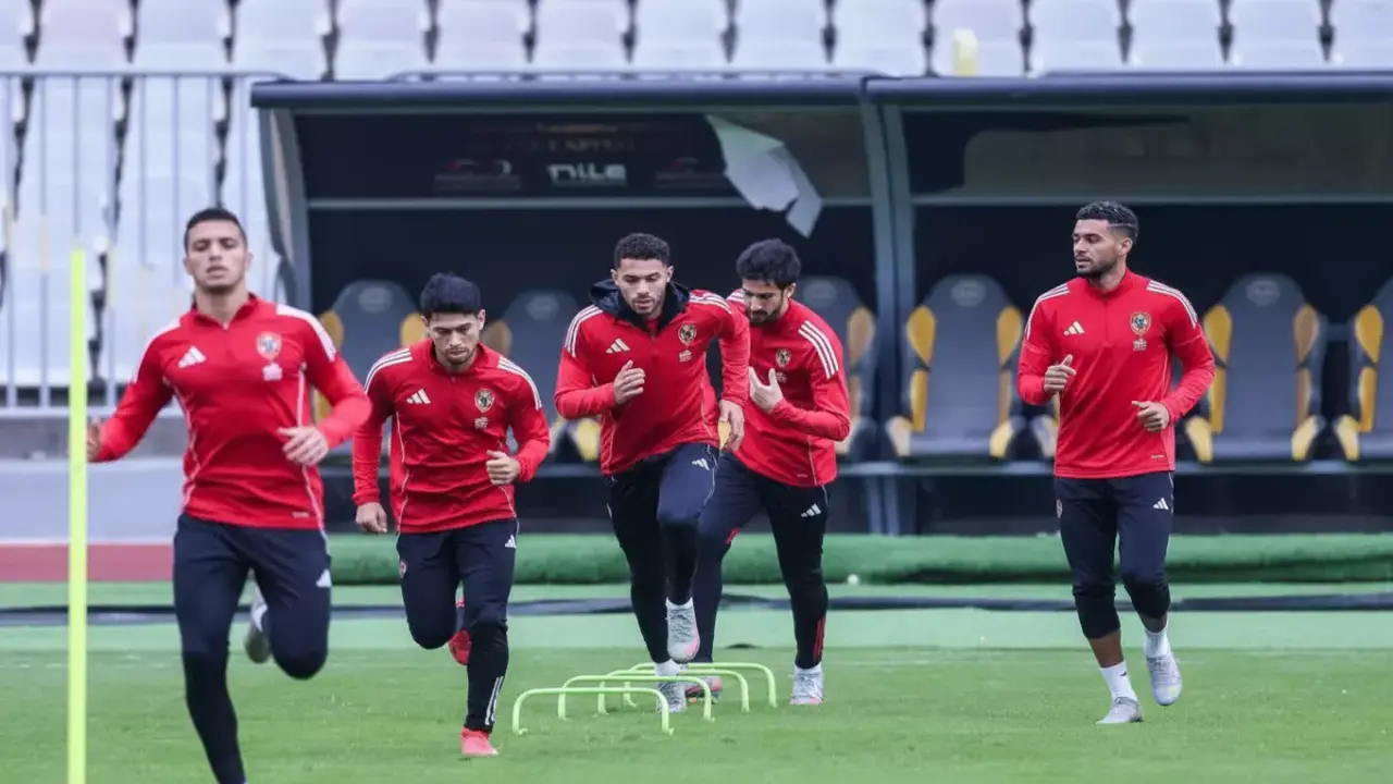 قمة الدوري.. موعد انطلاق مباراة الأهلي ووادي دجلة في صراع الصدارة الدوري المصري